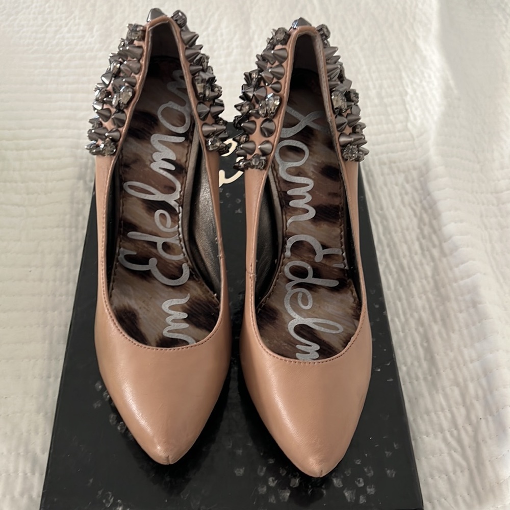 Sam Edelman nude spiked shoes - Picture 2 of 15